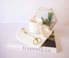 Load image into Gallery viewer, STRAWBERRY A' LA MODE/ Concrete Candle