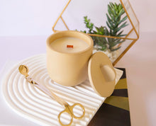 Load image into Gallery viewer, BANANA NUT BREAD/ Concrete Candle