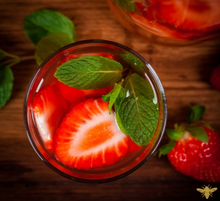 Load image into Gallery viewer, STRAWBERRY A' LA MODE/ Concrete Candle