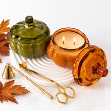 Load image into Gallery viewer, Pumpkin Souffle /Glass Pumpkin Vessel Candle
